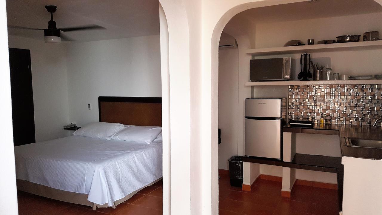 Suites Rosas Канкун Экстерьер фото